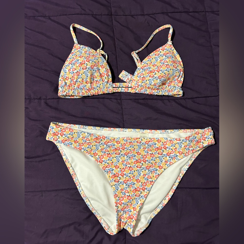 Hollister colorful flower bikini